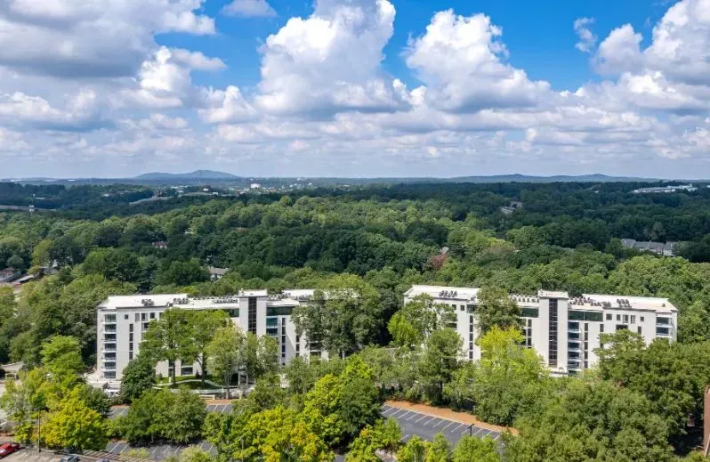 Overview at Ilion Apartments Marietta, GA.