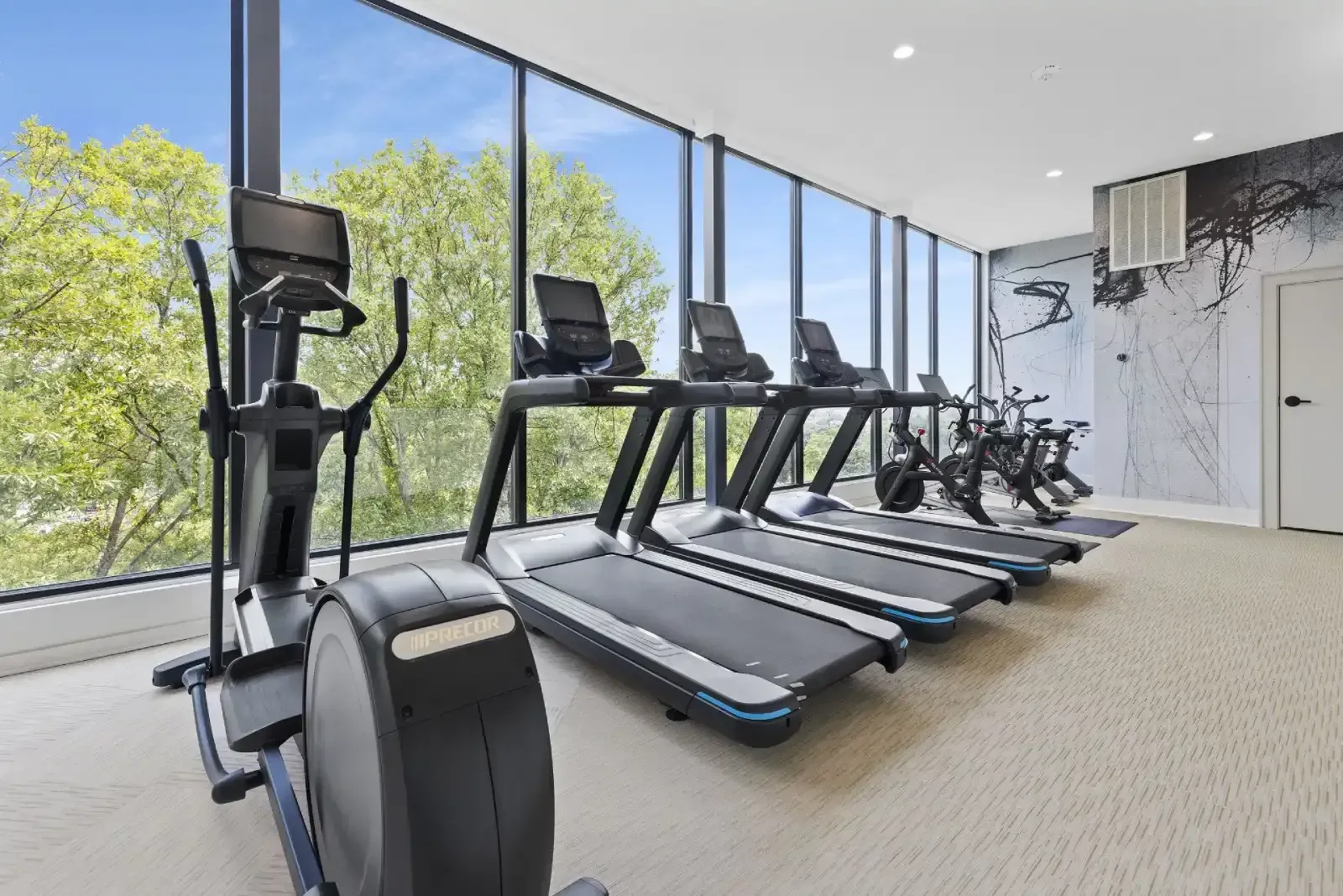 Treadmills at Ilion Apartments Marietta, GA.