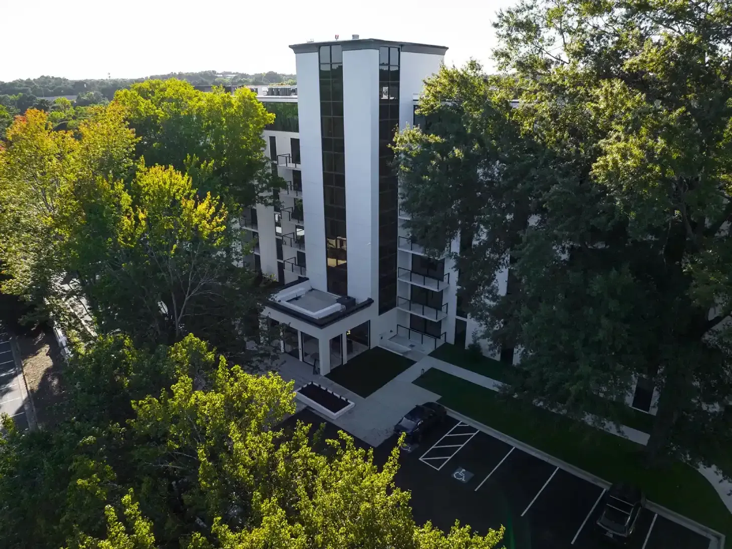 Property Overview at Ilion Apartments.