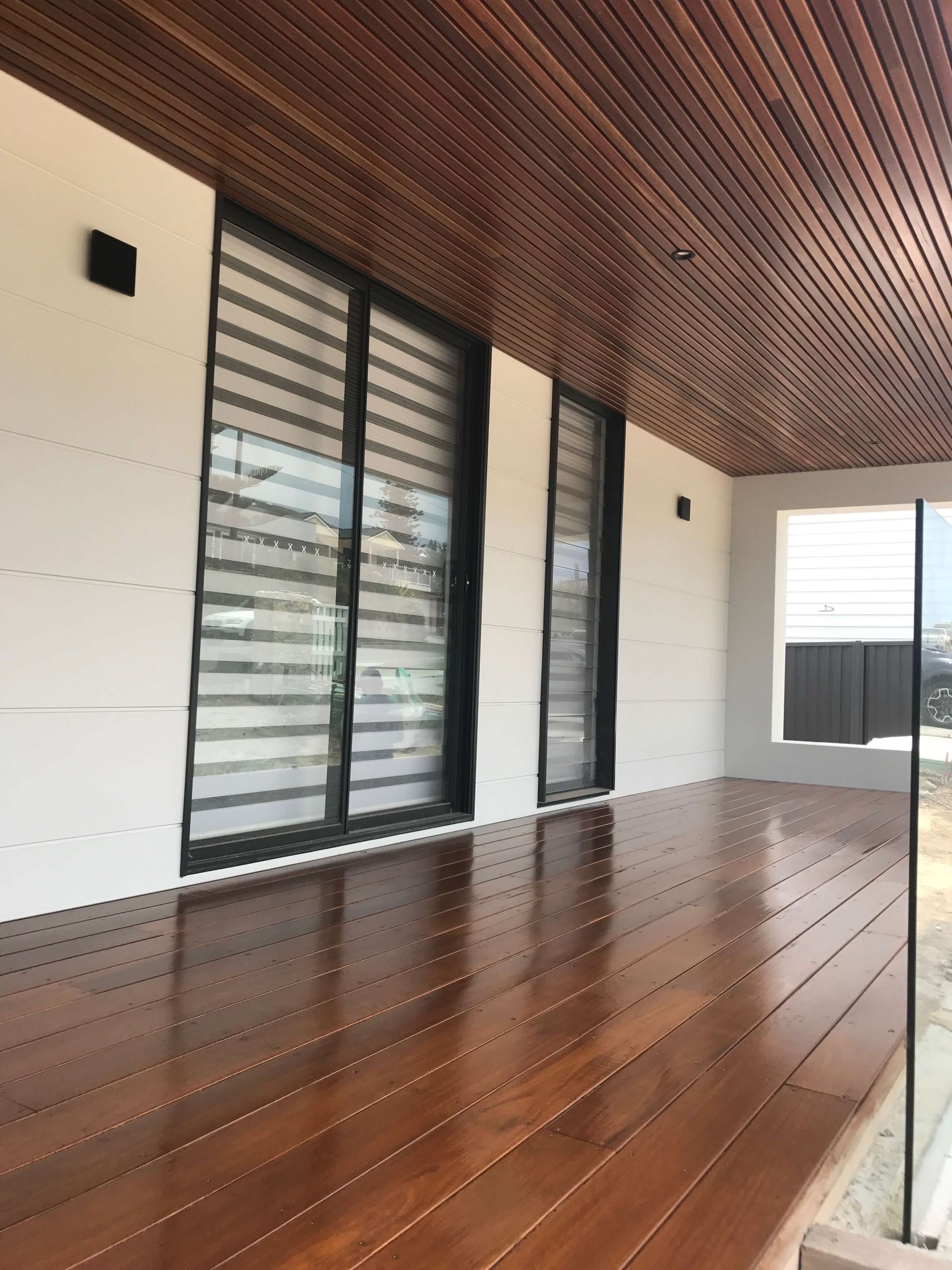 Flooring and ceiling