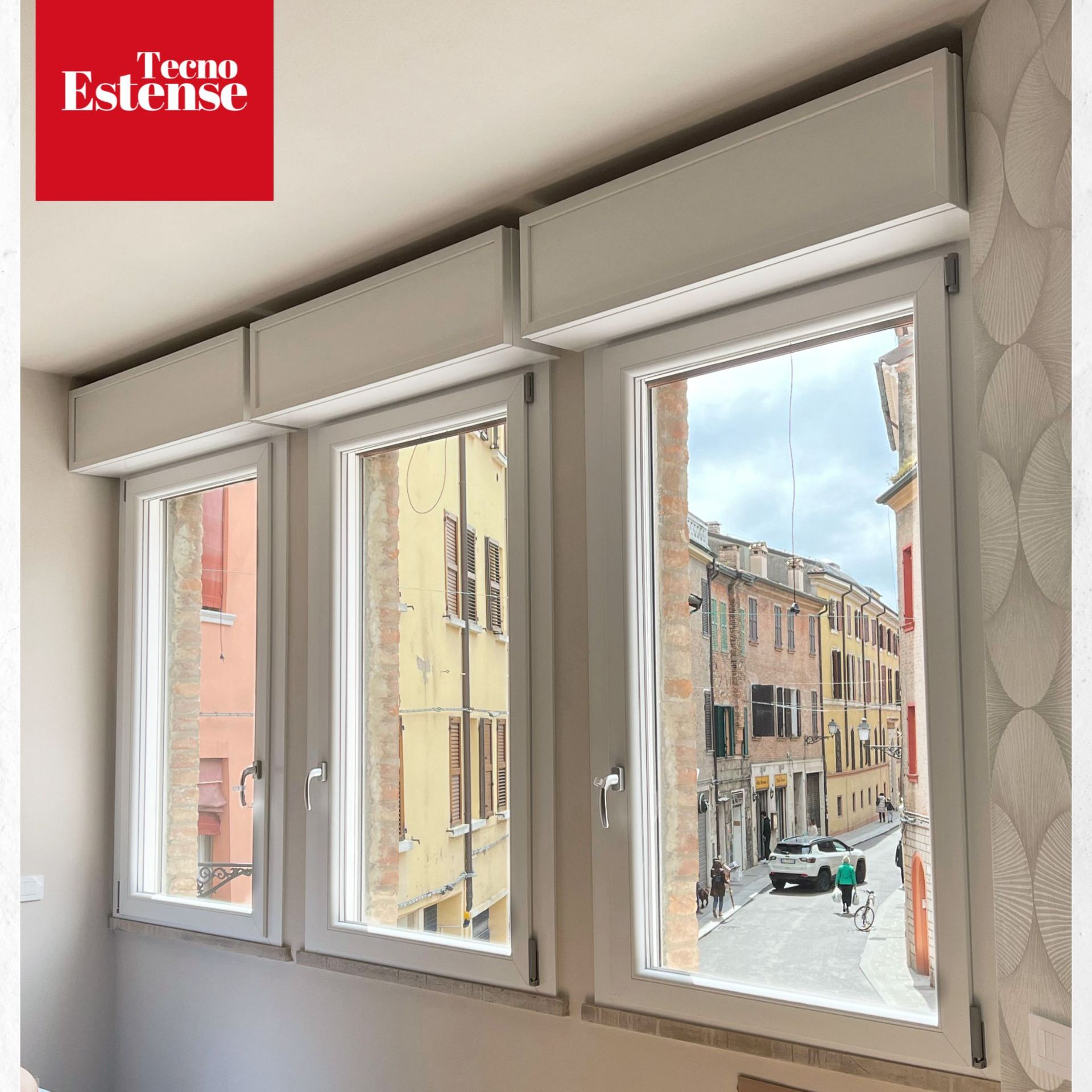 finestre con apertura a battente