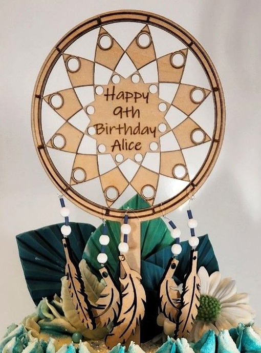 Dreamcatcher cake topper with 