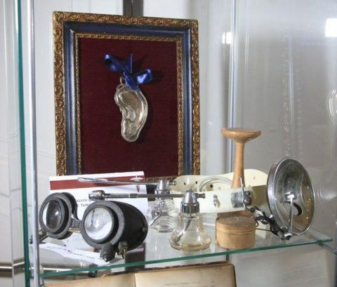 Antichi ferri chirurgici - collezione del dr F. Baricalla