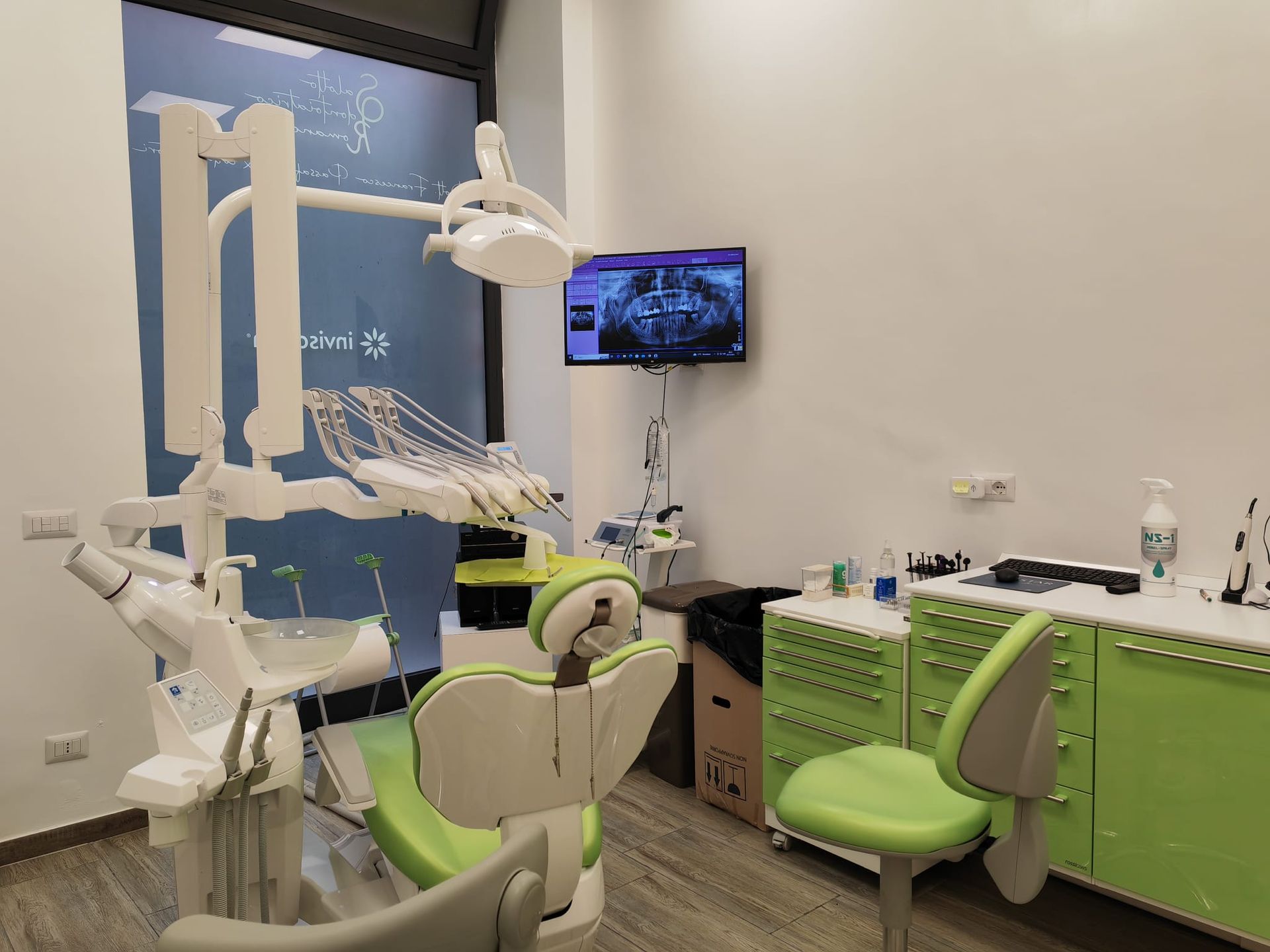 Salotto Odontoiatrico Romano - studio