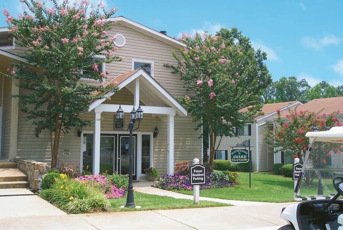 The Reserve at Fairway Hills Exterior