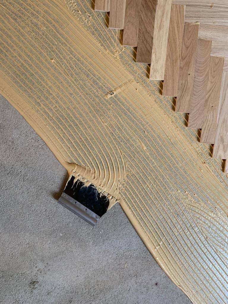 Posatura parquet castello Lambertini 02