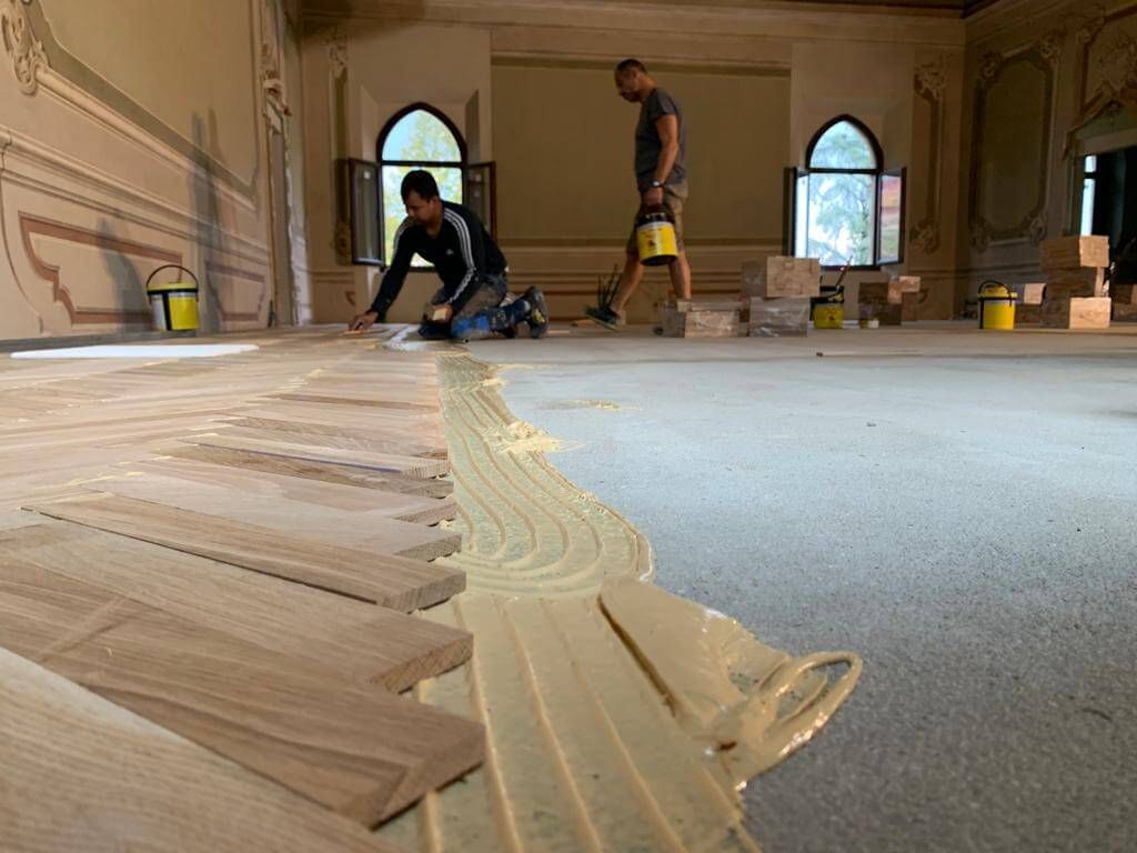 Posatura parquet castello Lambertini 03