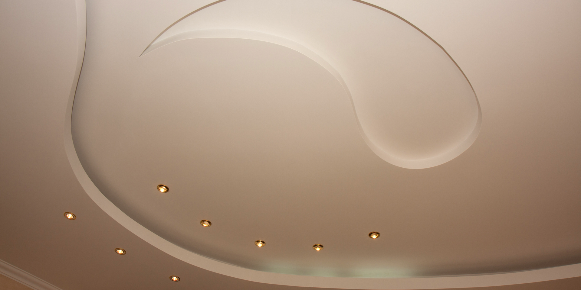 Suspended acoustic ceiling img
