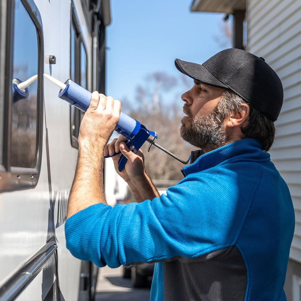 CARAVAN/MOTOR HOME SERVICE