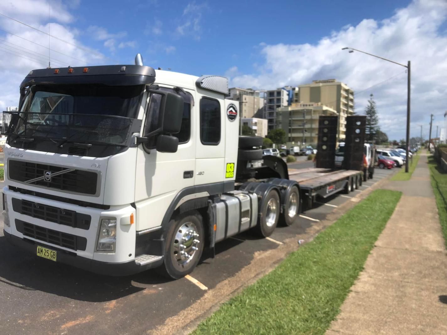 White Semi Truck is Parked on the Side of the Road Next to a Sidewalk — BDM Heavy Vehicle Repairs In Port Macquarie, NSW