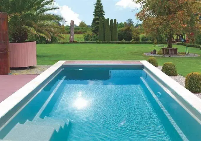Keramikpool