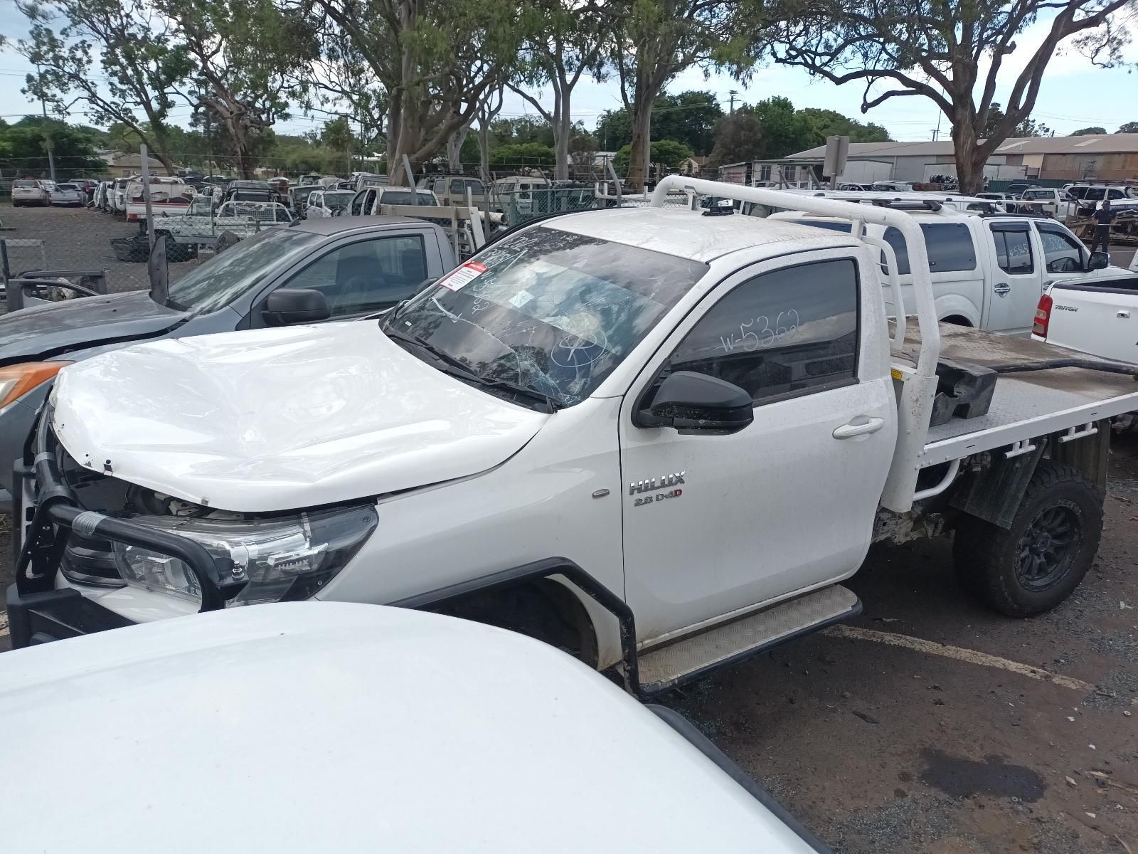 W-5362 TOYOTA HILUX SR GUN126R 1GD 2.8L TURBO DIESEL SINGLE CAB 6 SPEED AUTOMATIC 4WD 2024