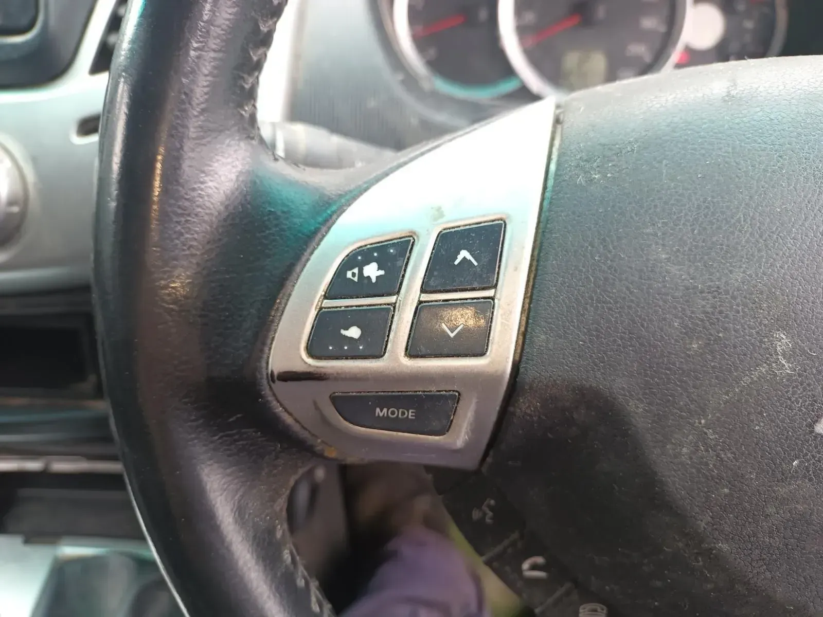 Steering Wheel With Audio Controls. Gray Buttons — South West 4WD Wreckers In Brisbane, QLD