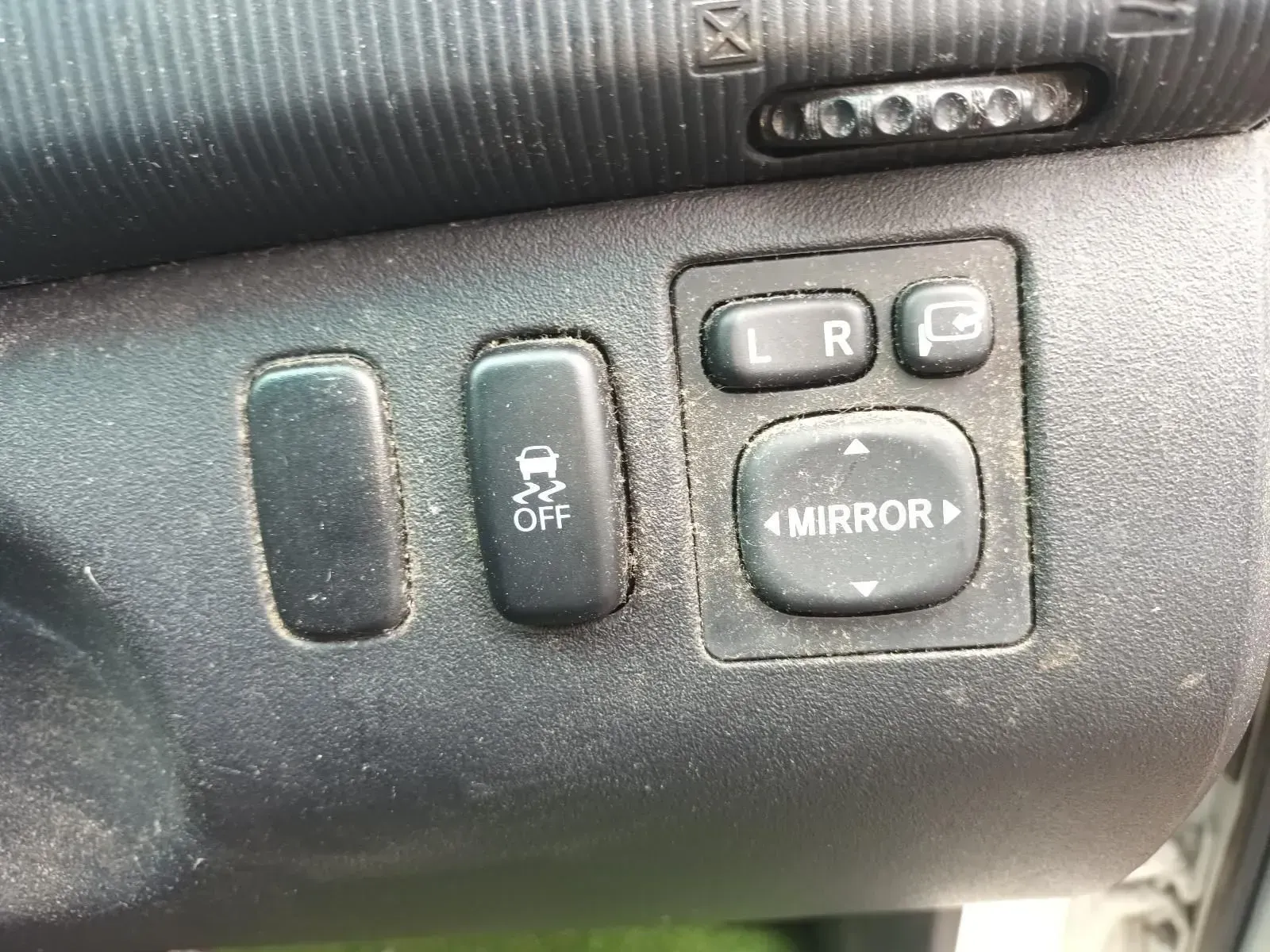 Dashboard Controls: Blank Button, Traction Control Off Button, Mirror Controls — South West 4WD Wreckers In Brisbane, QLD