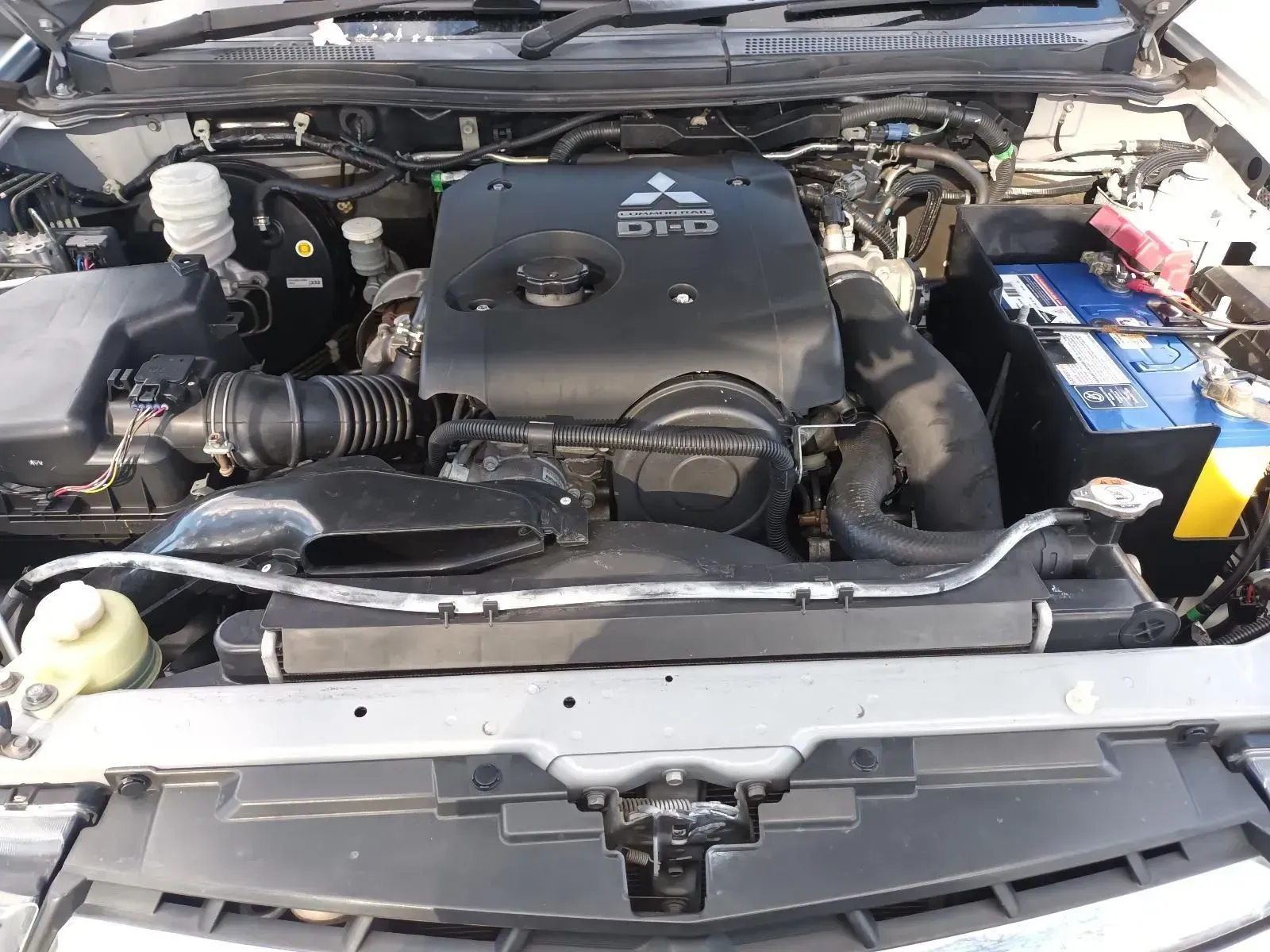 Mitsubishi Truck Engine Bay, Black Engine Cover — South West 4WD Wreckers In Brisbane, QLD