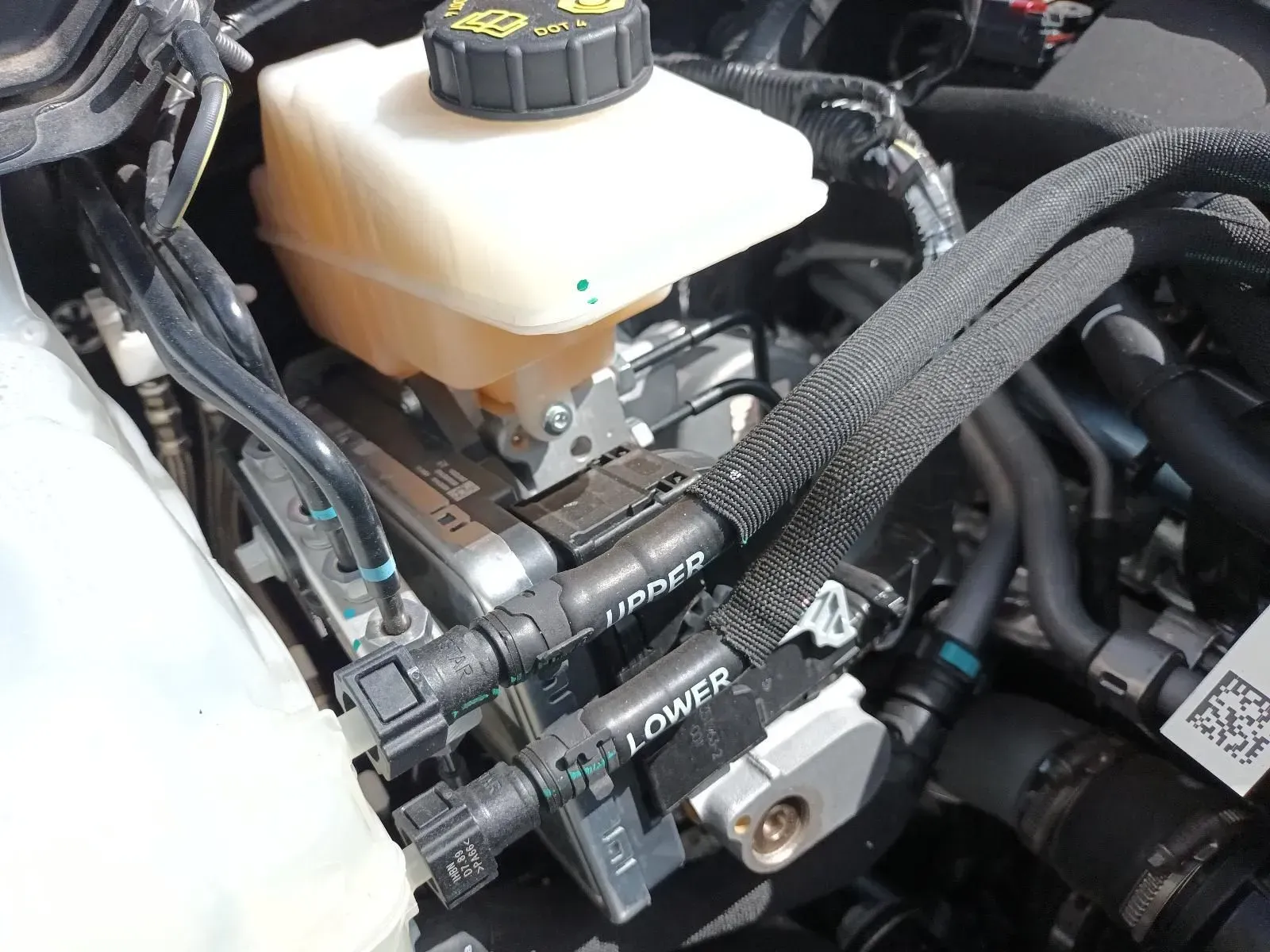 Car Engine Brake System Components With Fluid Reservoir — South West 4WD Wreckers In Brisbane, QLD