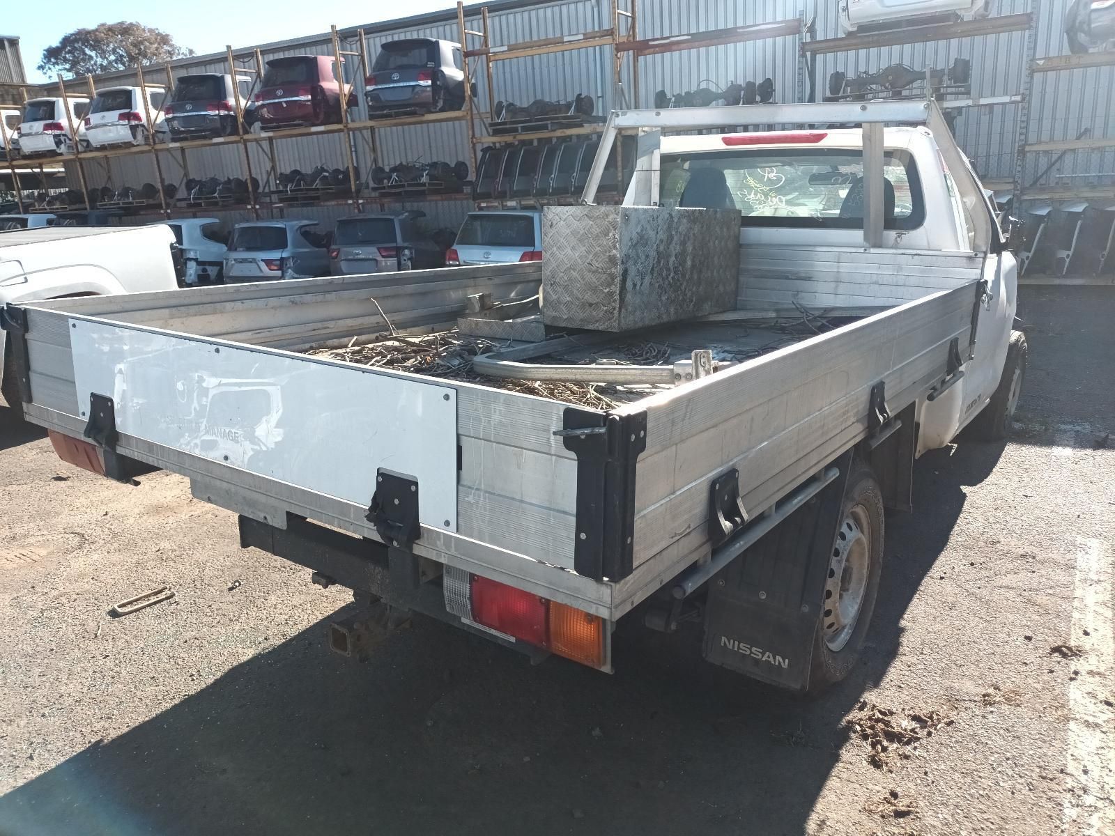 W-5328 NISSAN NAVARA D23 2.3L DIESEL 2WD MANUAL SINGLE CAB 2020