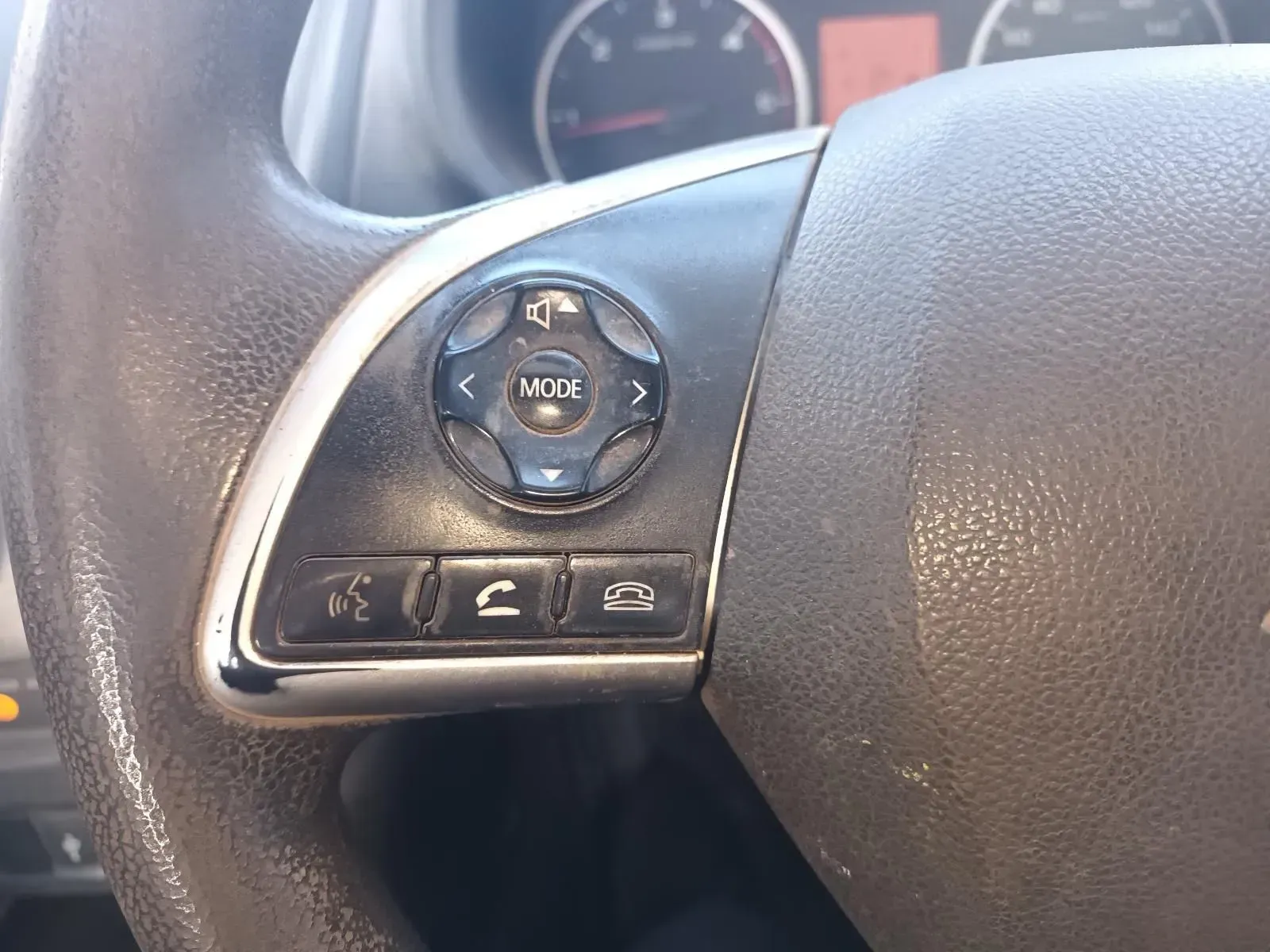 Steering Wheel With Media Control Buttons: Mode, Volume, Phone — South West 4WD Wreckers In Brisbane, QLD