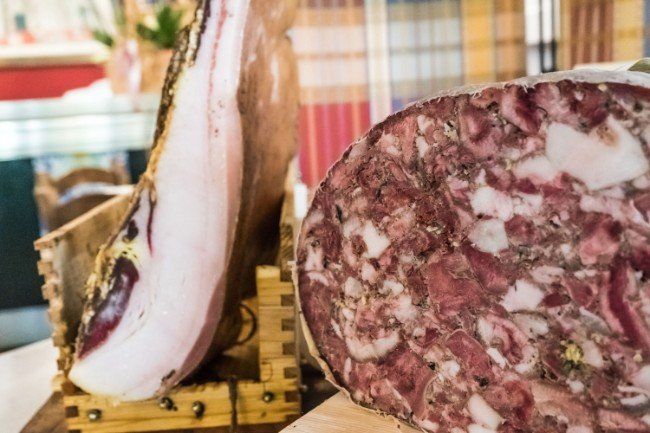 Salami freschi