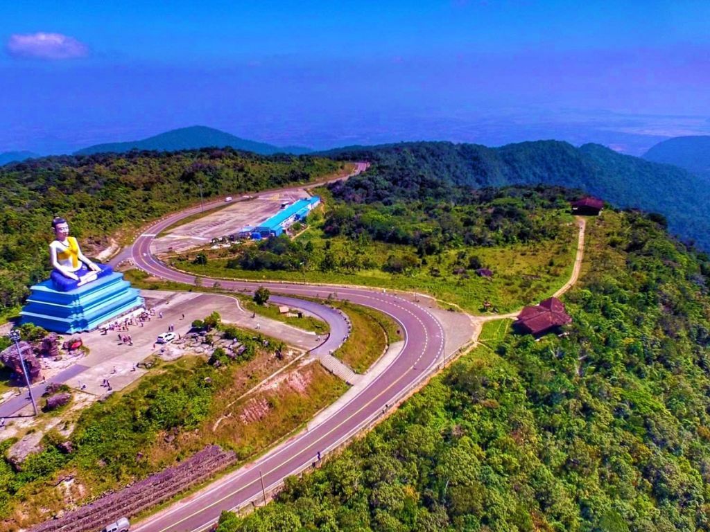 Day trip from Phnom Penh and Bokor National Park