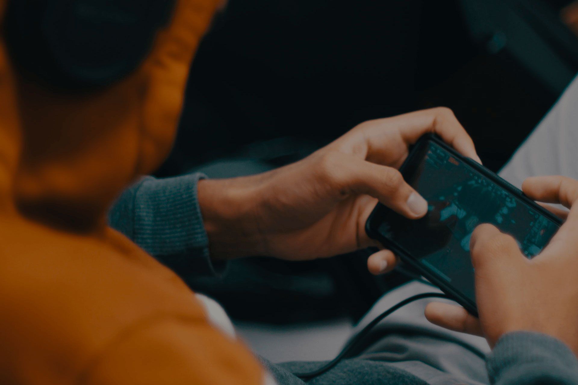 mobile gamer