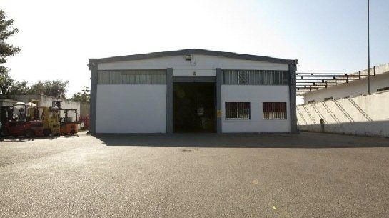 ingresso capannone dell'azienda di distribuzione bevande