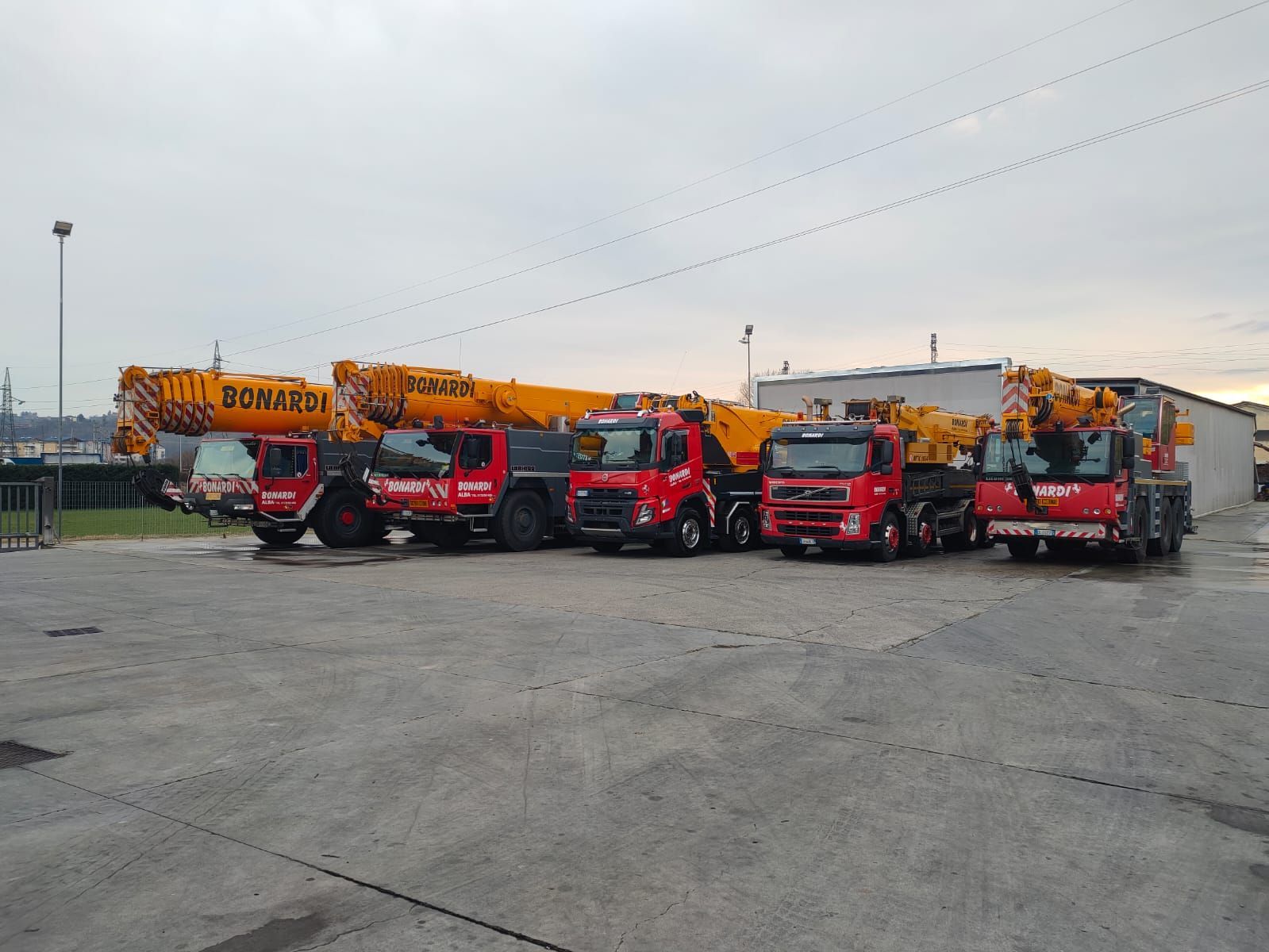 Noleggio Autogru a  Cuneo