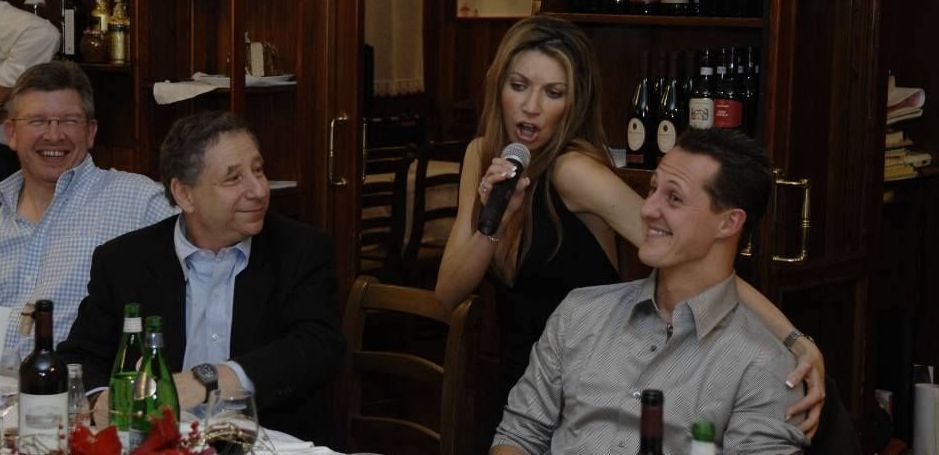 Intimate Cabaret performances. 