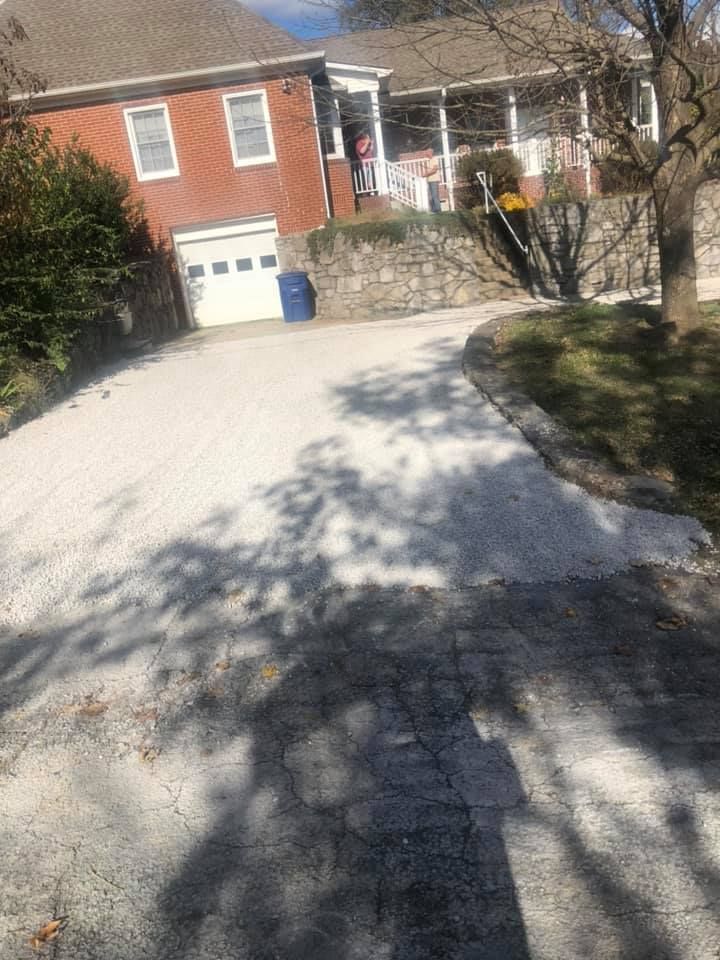 gravel driveway installation in Columbia, TN