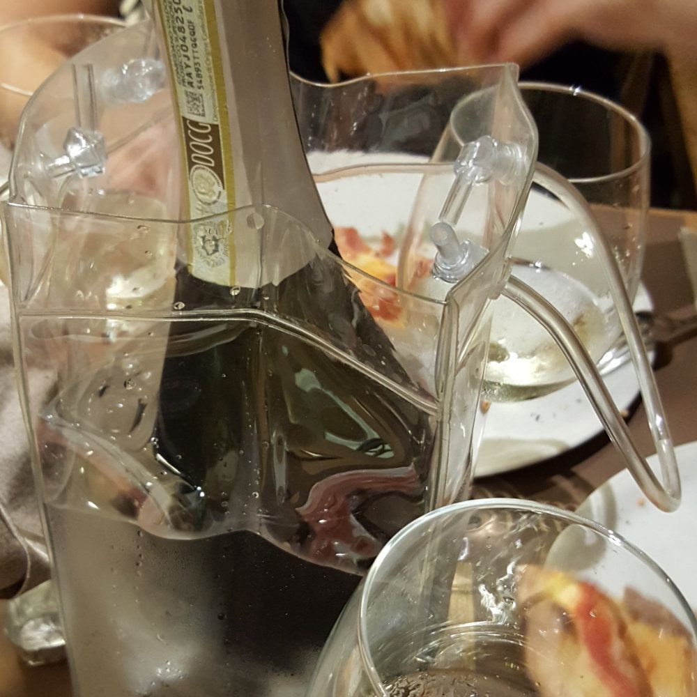 Prosecco bij de pizza in Conegliano