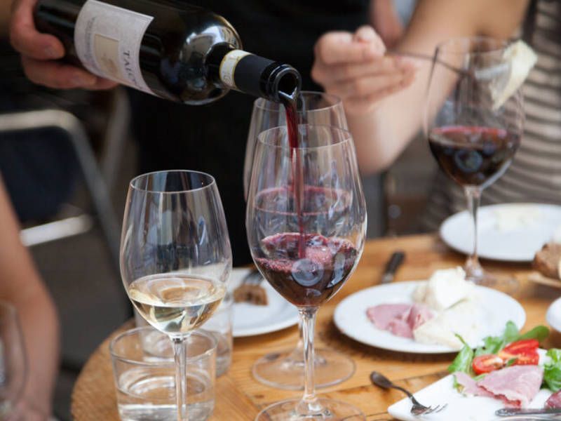 Sommelier guided wine tour in Florence