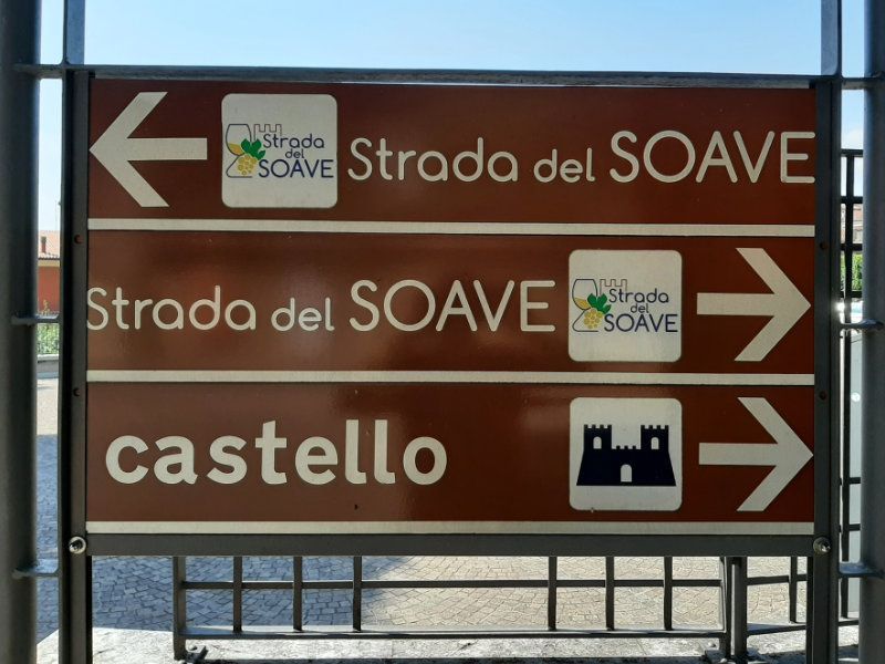 Wine tasting tours in and around Soave