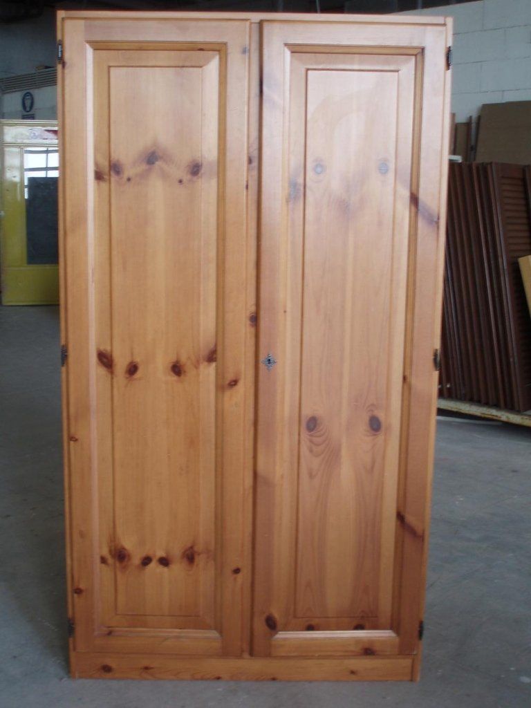 restauro armadio in legno