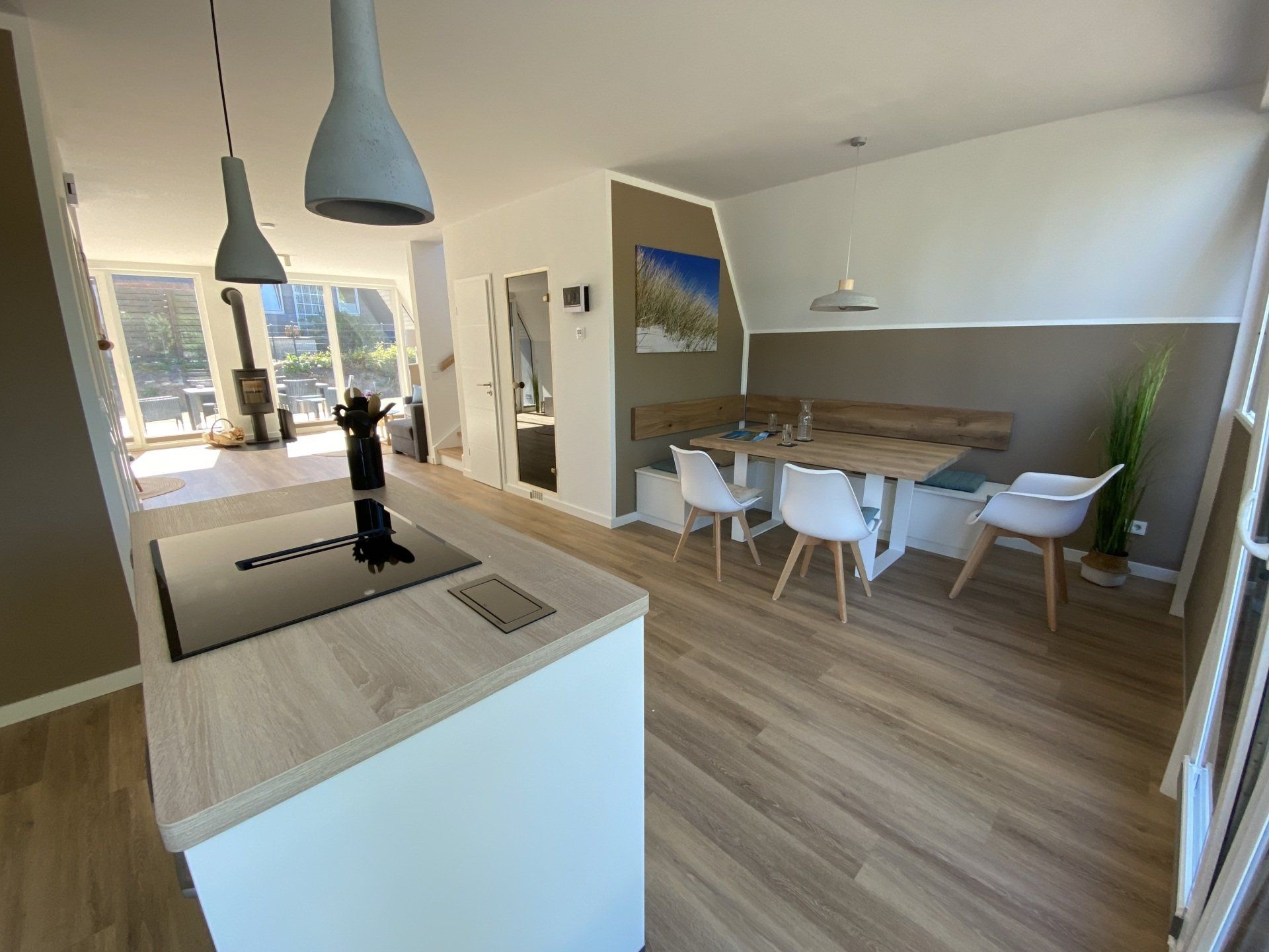 Helles modernes Ferienhaus