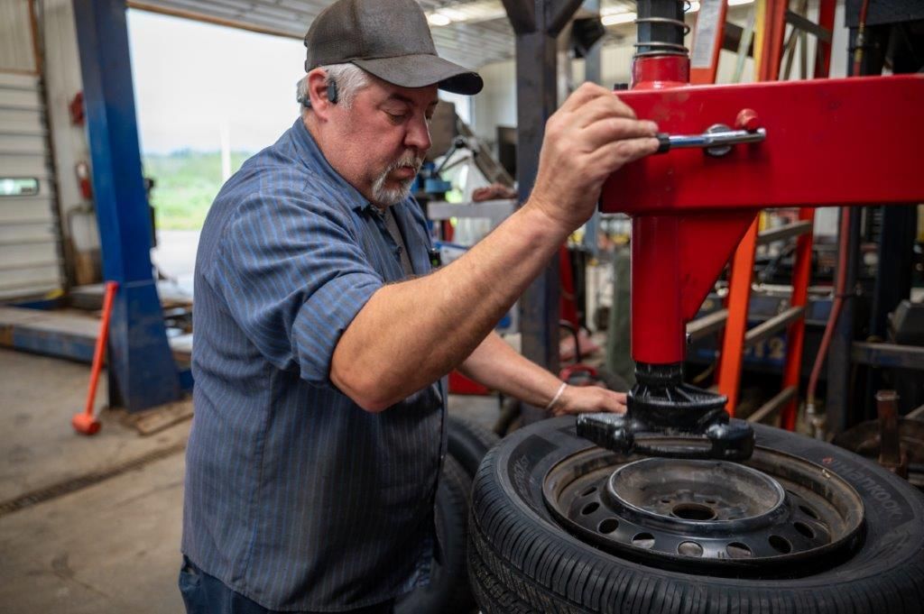 Around The Shop at East End Auto in Duluth, MN