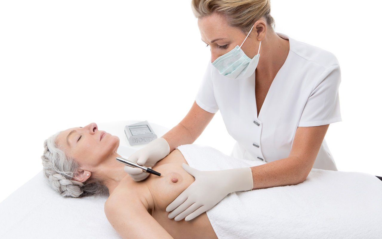 Lady getting treatment 1