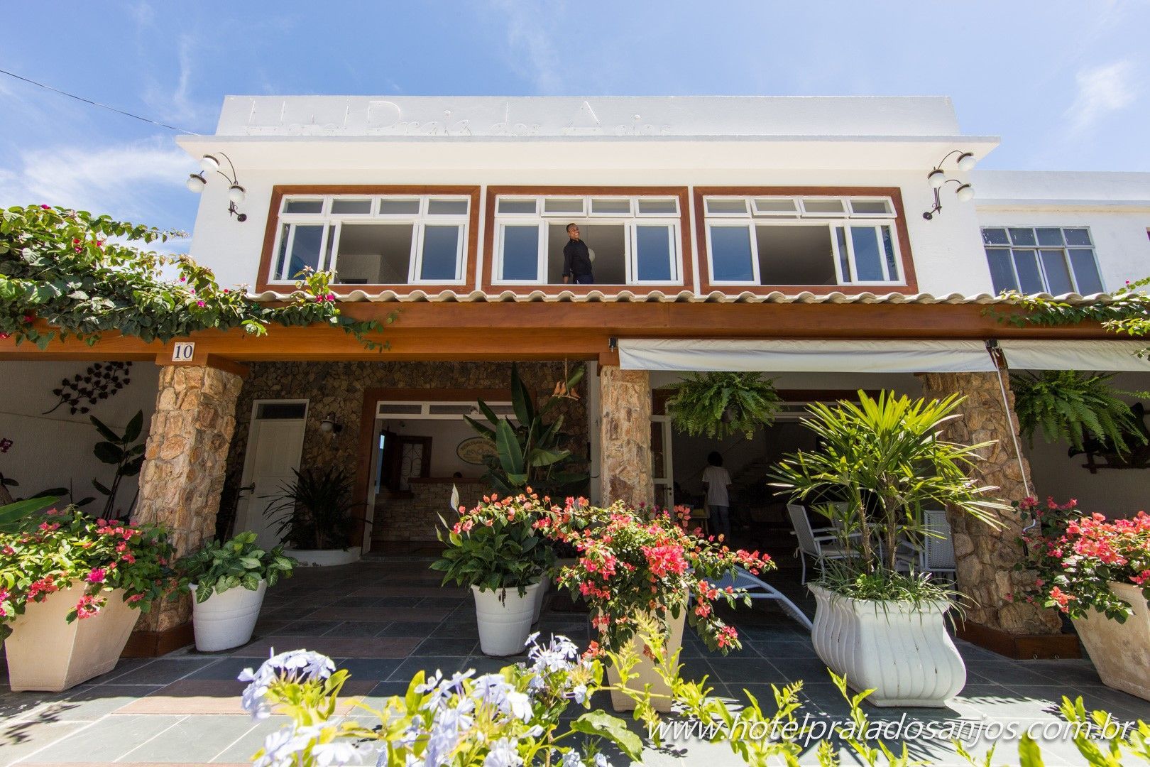 (c) Hotelpraiadosanjos.com.br