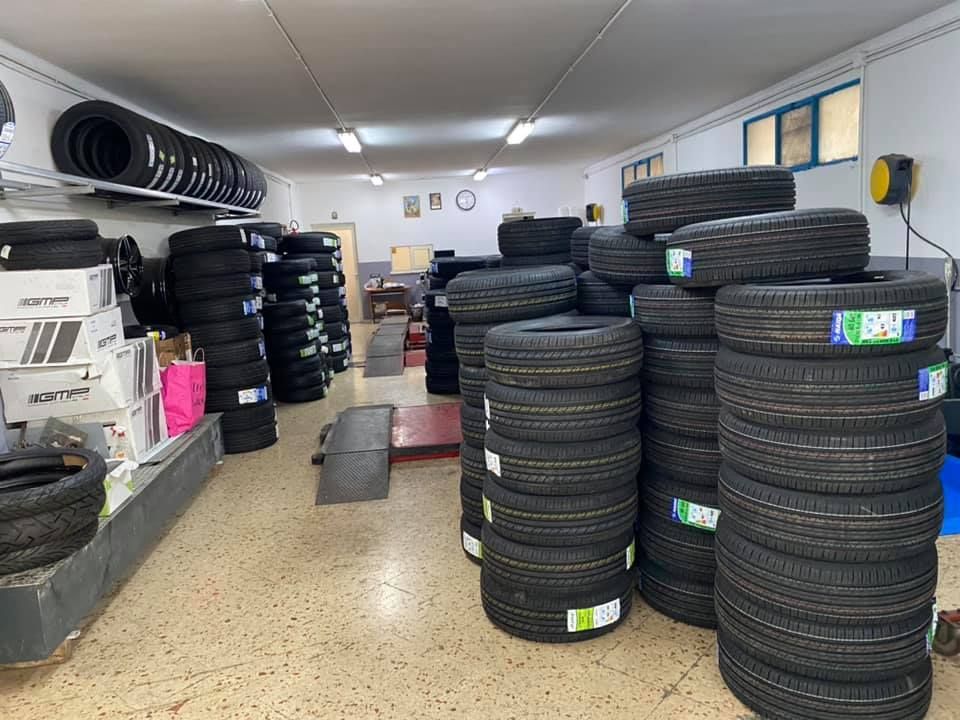 magazzino pneumatici nuovi