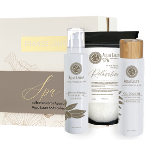 Un coffret de trois bouteilles de produits spa aqua laure