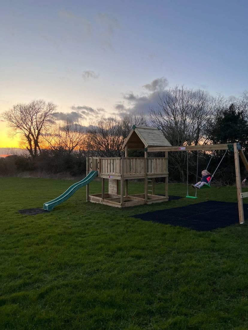 Introduction to Forest School: Where Nature Becomes the Classroom | The Dandelion Hideaway