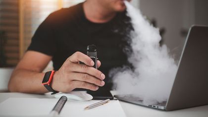 elfbar nachfüll pod läuft aus Local Vape and Smoke Shop Albuquerque main image 0