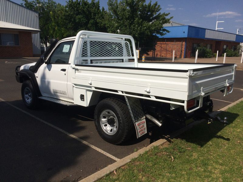 Nissan Steel Ute Tray 2