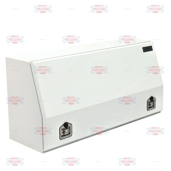 705 Series - Full Lid Closed