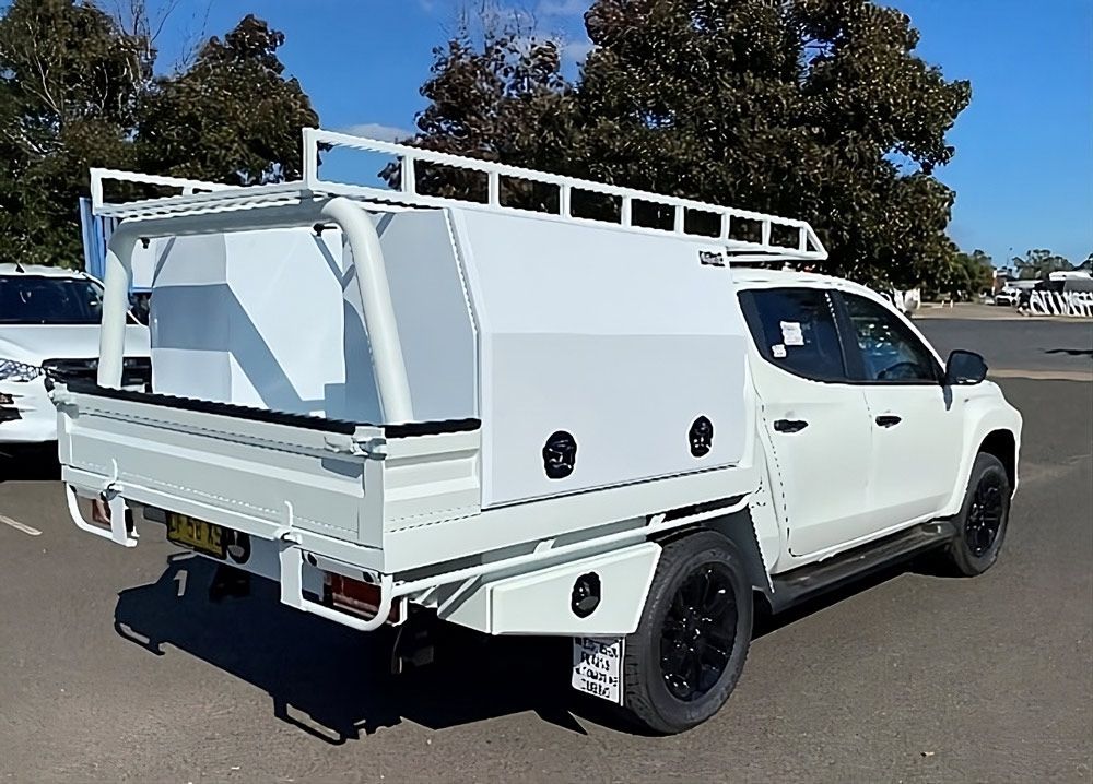 Ute Tray with Custom Toolbox