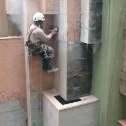 Perú Vertical Trabajos de Dificil Acceso