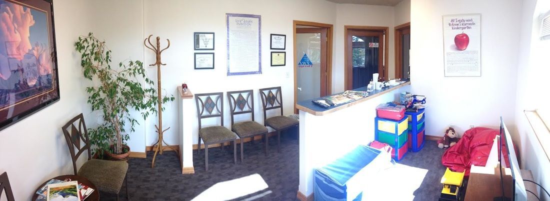 A panoramic view of Tri Therapy, LLC's office