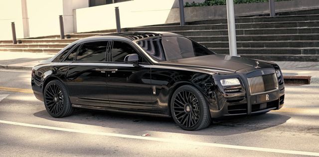 Cars With Tinted Windows: Ultimate Guide to Style & Privacy