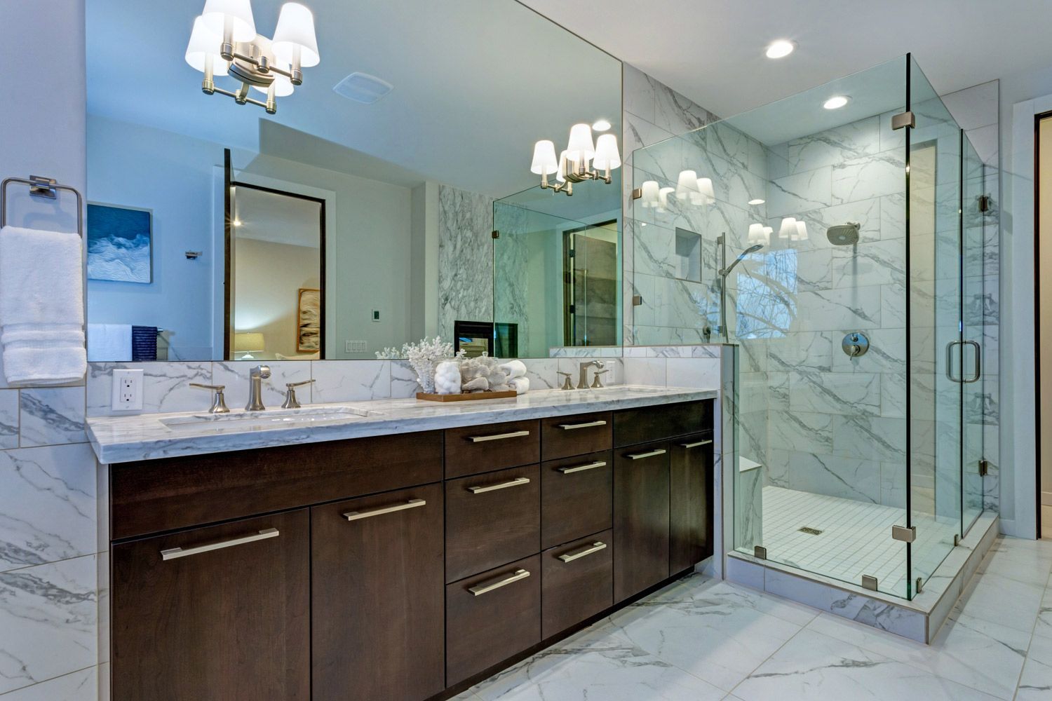 Glass Frame of Shower Room and Large Mirror Glass Frame of Shower Room and Large Mirror