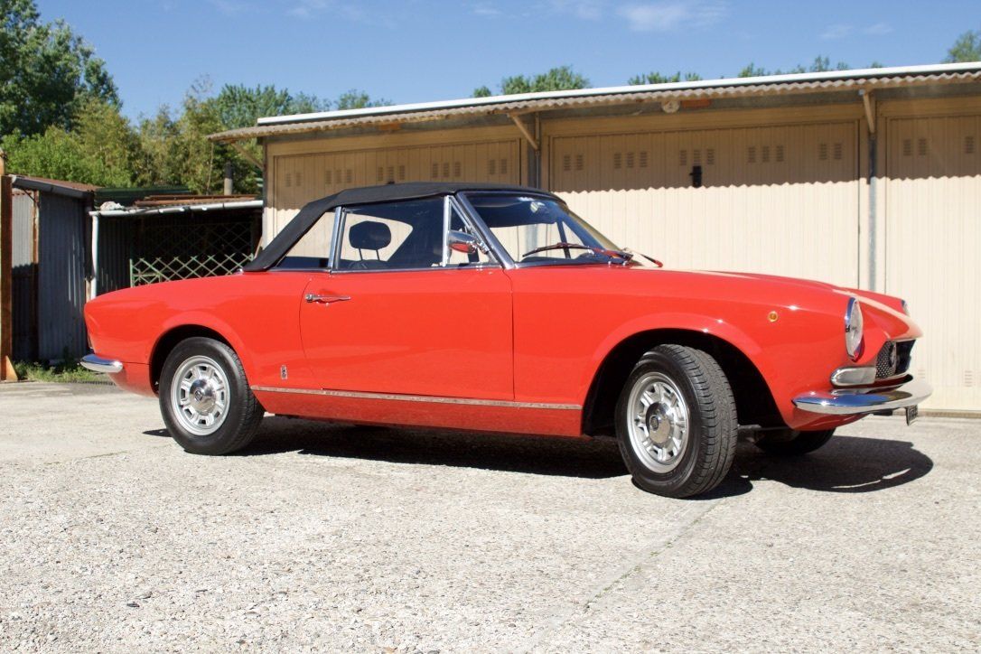 Rifacimento carrozzeria macchine d'epoca