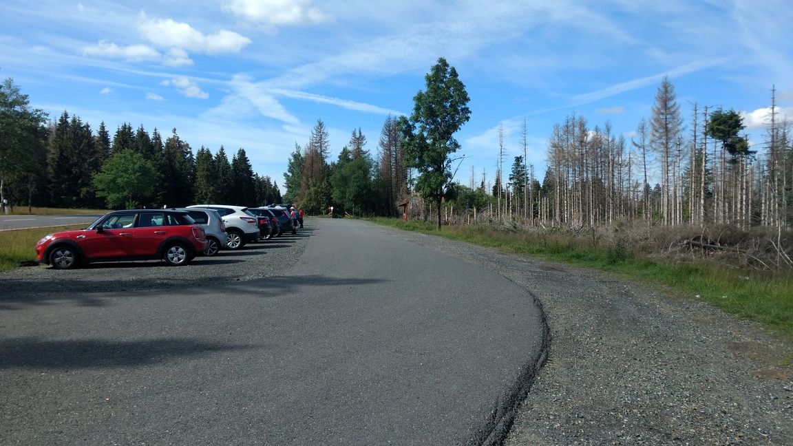 Parkplatz in Oderbrück an der B4